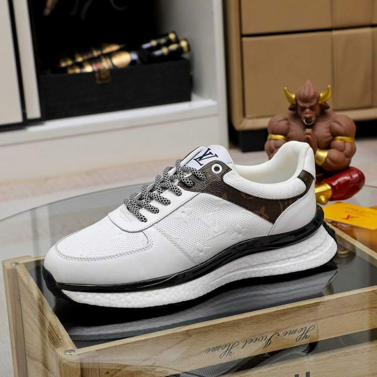 Picture of Louis Vuitton Shoes _SKULVsz38-44mnf024016930